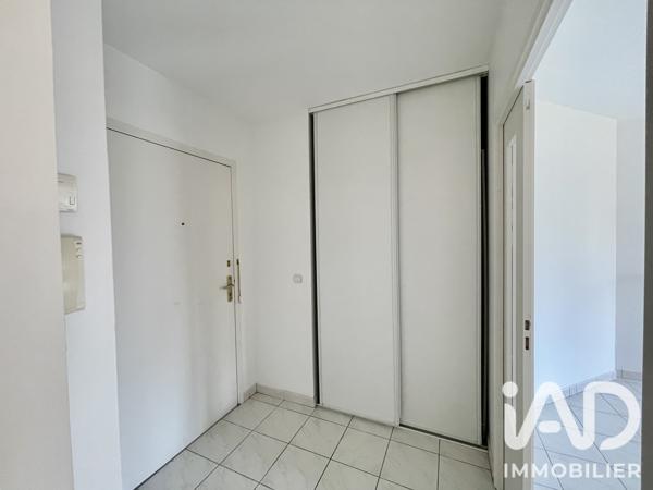 Location appartement 2 pièces 48 m² Saintry-sur-Seine
