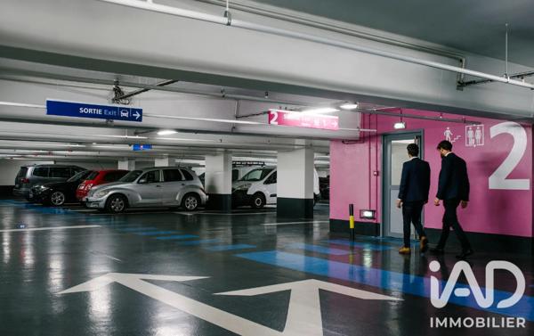Parking à vendre 13 m² Paris 8