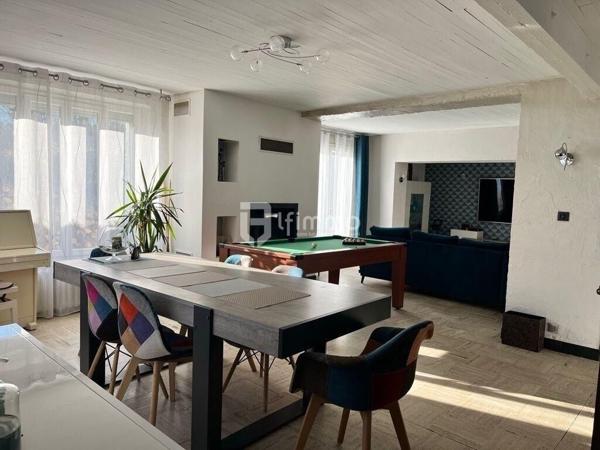 maison de ville atypique de 223m² sur un terrain de 500m² à vendre