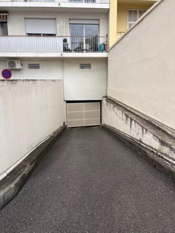 Location Parking à Nice