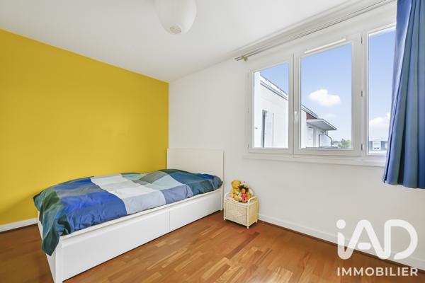 Appartement à vendre 4 pièces 91,95 m² Courbevoie