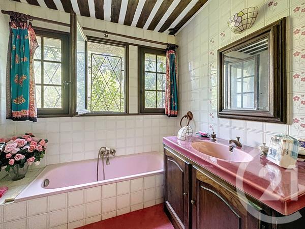 Maison à vendre  6 pièces - 178 m2 LA GAUDE - 06