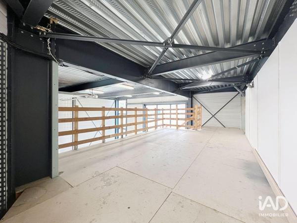 Location local d’activité 102 m² Chanteloup-en-Brie