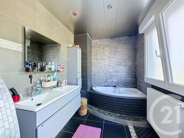 Maison à vendre  6 pièces - 141,50 m 2   FROIDEFONTAINE  - 90