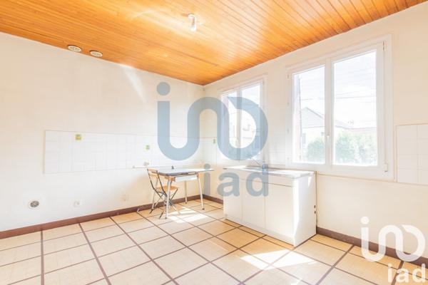 Maison traditionnelle 5 pièces de 93 m² à Quincy-sous-Sénart (91480)