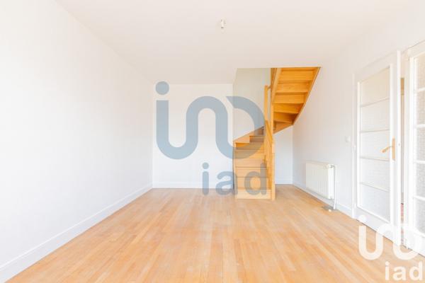 Maison traditionnelle 5 pièces de 93 m² à Quincy-sous-Sénart (91480)