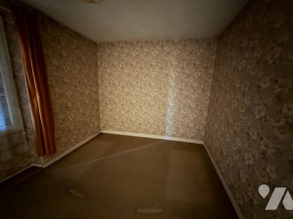 A MORTREE, une maison à usage d'habitation à rénover (59,88m²)