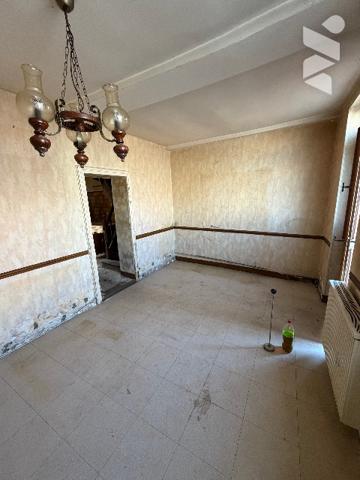 A MORTREE, une maison à usage d'habitation à rénover (59,88m²)