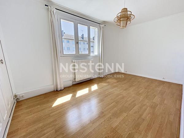 A vendre Maison de 6 pièces de 104 m² à Plaisir