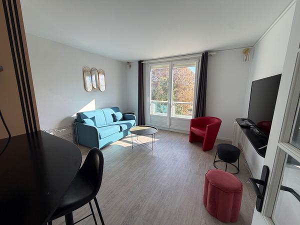 Appartement T5 meublé à louer au Petit Quevilly quartier Jardin des Plantes