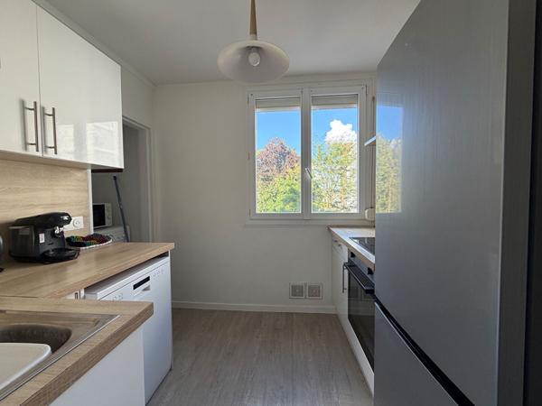Appartement T5 meublé à louer au Petit Quevilly quartier Jardin des Plantes