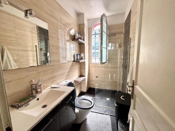 Immeuble de rapport métro Mairie de Montreuil