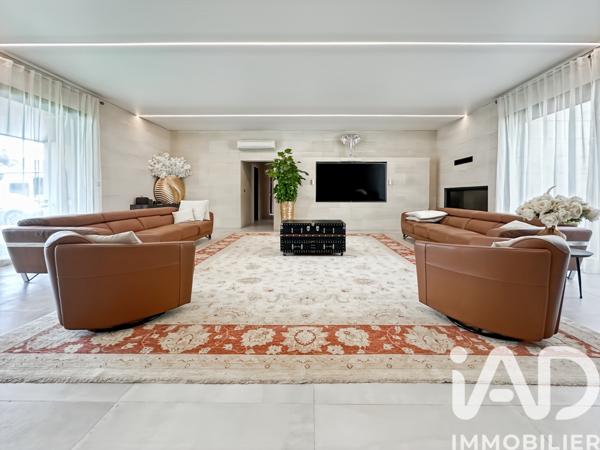 Maison à vendre 7 pièces 212 m² Chelles
