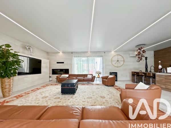 Maison à vendre 7 pièces 212 m² Chelles