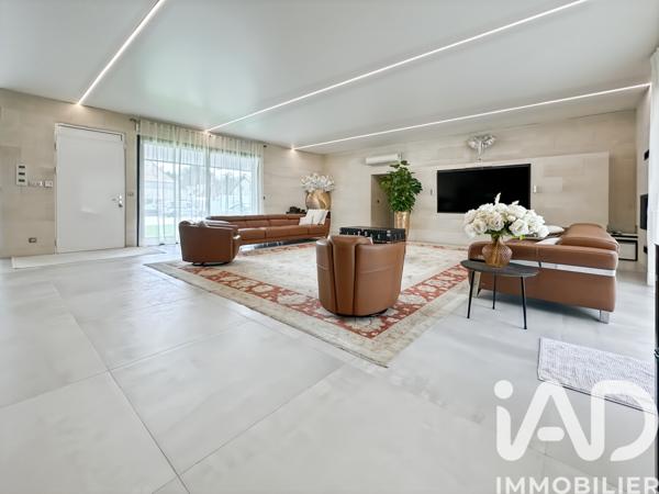 Maison à vendre 7 pièces 212 m² Chelles