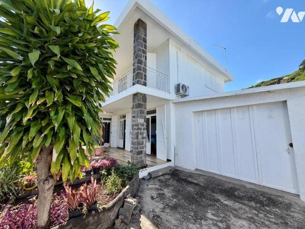 SAINT PAUL LA BAIE MAISON T6 GARAGE