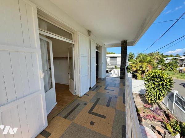 SAINT PAUL LA BAIE MAISON T6 GARAGE