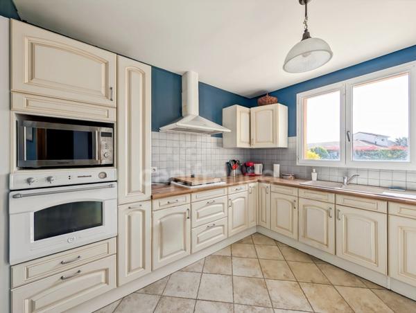 Maison à vendre à Saint-Marcel (71) 5 pièces 120.71 m² terrain de 800 m² garage !