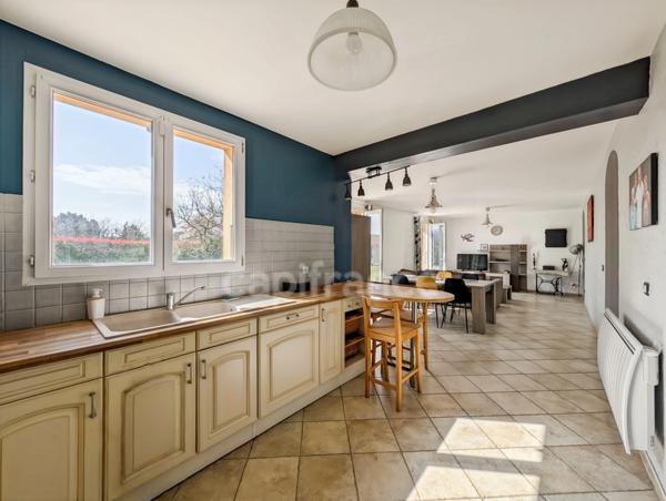 Maison à vendre à Saint-Marcel (71) 5 pièces 120.71 m² terrain de 800 m² garage !