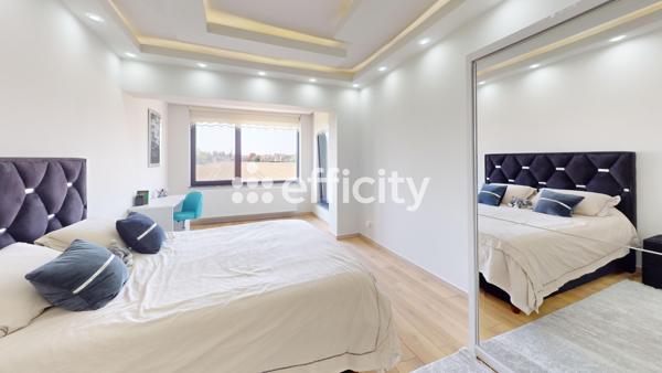 Maison 8 pièces - 415 m² Exclusivité efficity