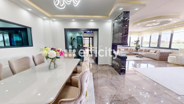 Maison 8 pièces - 415 m² Exclusivité efficity