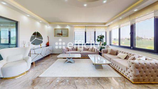 Maison 8 pièces - 415 m² Exclusivité efficity