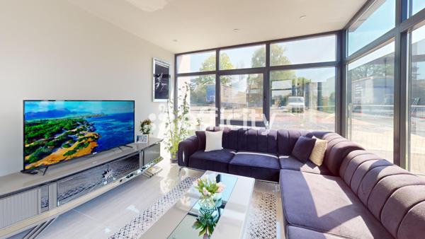 Maison 8 pièces - 415 m² Exclusivité efficity