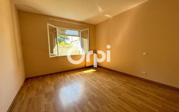 Maison à vendre    5 pièces •  Breuillet