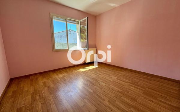 Maison à vendre    5 pièces •  Breuillet