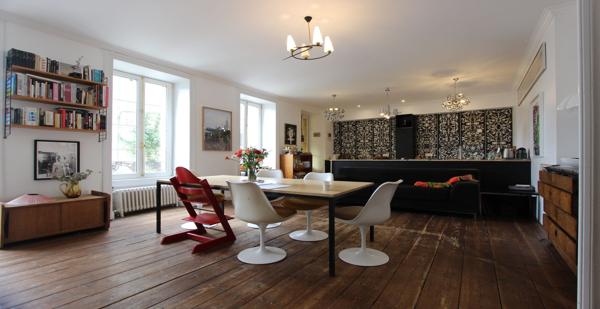 L'EXCEPTIONNELLE BULLE DE VERDURE EN CENTRE HISTORIQUE, UN VASTE APPARTEMENT, SES LOGIS ANNEXES, SA TERRASSE & SON JARDIN LUXURIANT. - L'agence Immobilier & Associés
