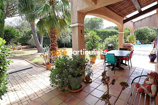 Vente Villa145 m² - 4 Pièces - FREJUS (83600)