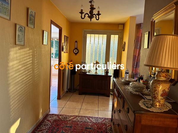 Vente Maison196 m² - 8 Pièces - MUR SUR ALLIER (63115)