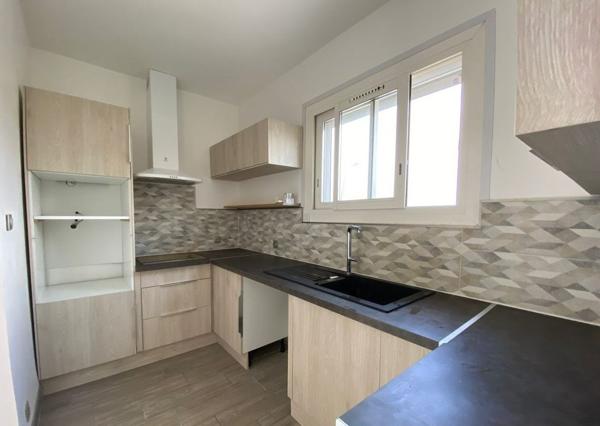 Fos-sur-Mer (13270) VILLA 4 PIECES 95M2 RENOVEE AVEC DOUBLE GARAGE