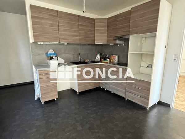 Location Appartement 5 pièces 117.59 m² - 28 RUE DE LA VIOLETTE Aix En Provence 13100