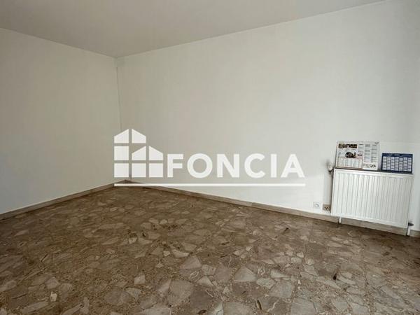 Location Appartement 5 pièces 117.59 m² - 28 RUE DE LA VIOLETTE Aix En Provence 13100