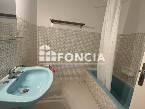 Location Appartement 5 pièces 117.59 m² - 28 RUE DE LA VIOLETTE Aix En Provence 13100