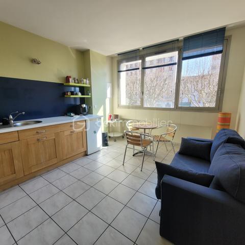 Local d'activités de 85 m²