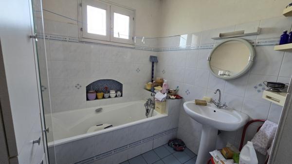 Maison  4 pièce(s)  2 chambre(s)  113 m²