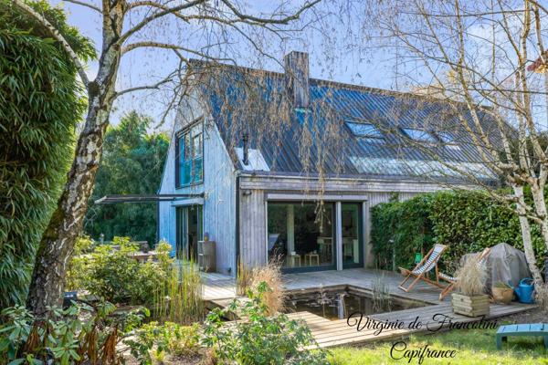 Sucy-en-Brie, Maison d'exception, parcelle de 800m², 259m² au sol, 4 chambres, 3 terrasses, jardin, garage, sous-sol