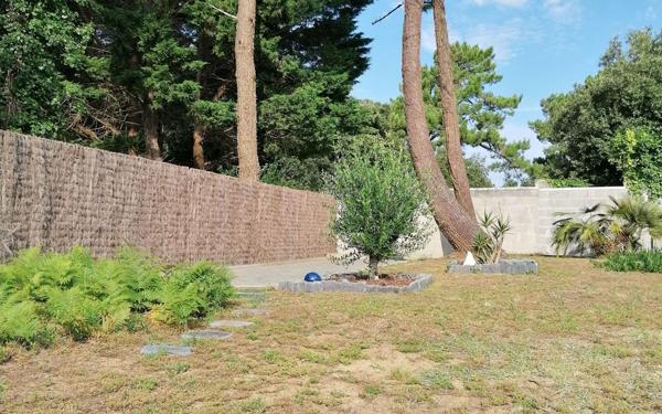 Maison à vendre    8 pièces • 218 m2 Sainte-Marie-de-Ré