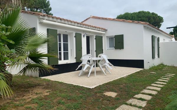 Maison à vendre    8 pièces • 218 m2 Sainte-Marie-de-Ré