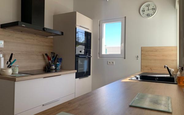 Maison à vendre    8 pièces • 218 m2 Sainte-Marie-de-Ré