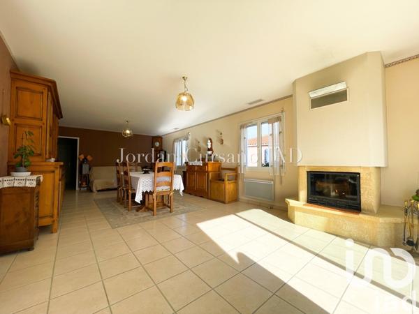 Maison 5 pièces de 146 m² à Vinça (66320)