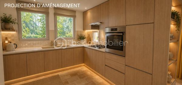 Maison d’architecte au calme , à 5 min de Honfleur 
À seulement 5 minutes de Honfleur, sur la commune de Équemauville, découvrez cette superbe maison d’architecte de 151 m², nichée au cœur d’un environnement exceptionnel.
Implantée sur un magnifique terrain arboré de 9 000 m², cette propriété offre un cadre de vie rare : calme, nature et intimité totale, sans vis-à-vis.
Dès l’entrée, vous serez séduit par les volumes et la luminosité :
Une belle pièce de vie spacieuse et baignée de lumière, ouverte sur le jardin
Une vue dégagée sur la verdure, sans aucune nuisance
Une cuisine ouverte à repenser selon vos goûts
Une salle de douche en rez-de-chaussée
À l’étage :
4 chambres confortables
Une salle de bain entièrement rénovée, moderne et fonctionnelle
Atouts supplémentaires :
 Sous-sol complet (garage, stockage, atelier…)
 Cave
Grenier
 Maison avec fort potentiel de valorisation
Environnement recherché, à proximité immédiate de Honfleur
 Un bien idéal pour une résidence principale, secondaire ou un projet de rénovation à forte valeur ajoutée.
 Un cadre de vie unique entre mer et campagne – à visiter sans tarder !