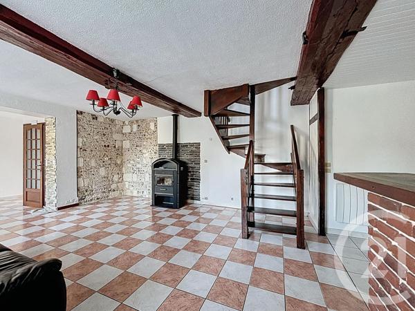 Appartement F3 à vendre  3 pièces - 72,63 m2 SENS - 89