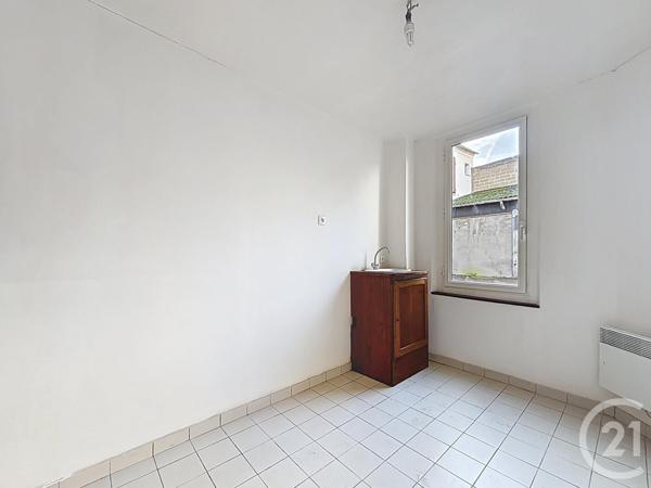 Appartement F3 à vendre  3 pièces - 72,63 m2 SENS - 89