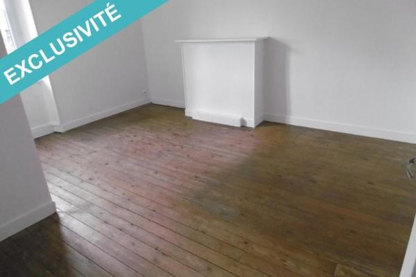 Jolie maison avec  un terrain attenant.