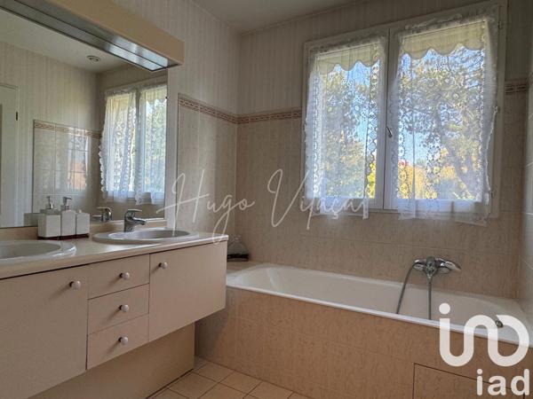 Maison à vendre 7 pièces 165 m² Saint-Germain-lès-Corbeil