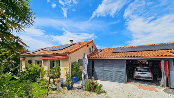 Maison de plain-pied – 132 m² avec garage– Terrain 1 000 m² – Économique et immédiatement habitable à vendre 5 pièces MOMERES (65)