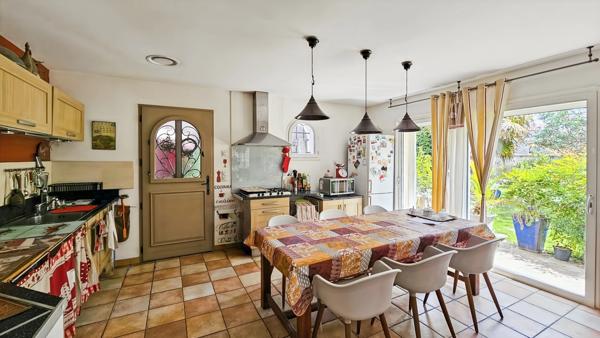 Maison de plain-pied – 132 m² avec garage– Terrain 1 000 m² – Économique et immédiatement habitable à vendre 5 pièces MOMERES (65)